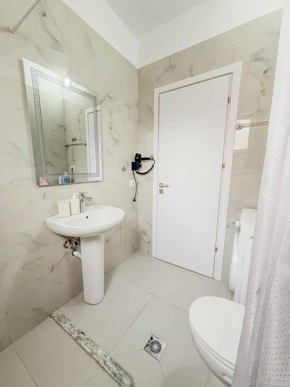 Odore Di Mare Apartments Sarandë 外观 照片